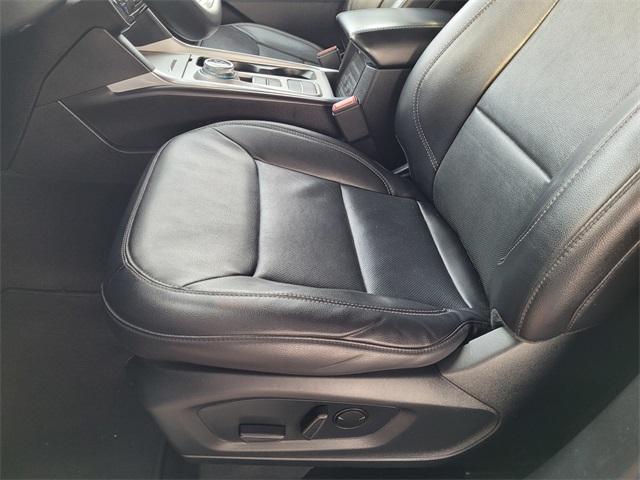 used 2023 Ford Explorer car, priced at $25,500