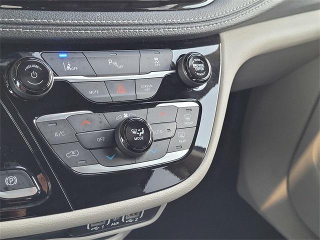 used 2024 Chrysler Pacifica Hybrid car, priced at $26,800