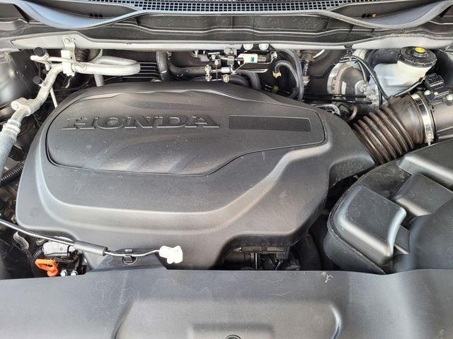 used 2024 Honda Odyssey car, priced at $32,998