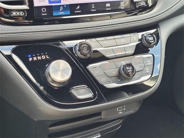 new 2026 Chrysler Pacifica car, priced at $36,388