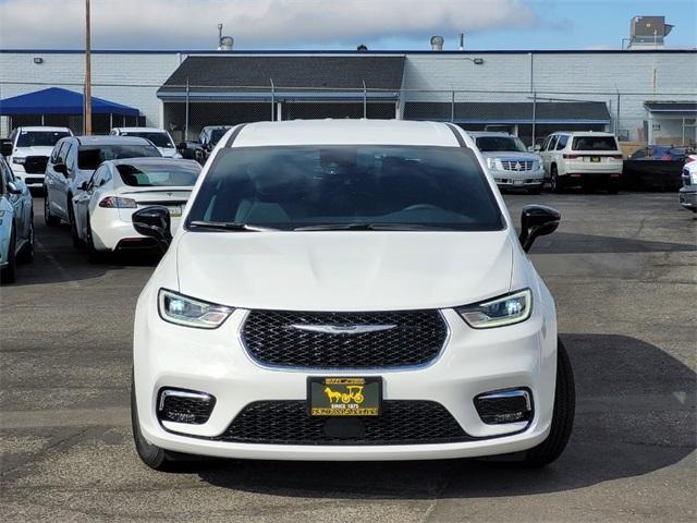 new 2026 Chrysler Pacifica car, priced at $36,388