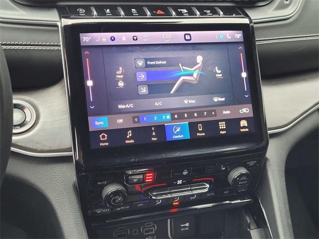 used 2023 Jeep Grand Cherokee car, priced at $22,800