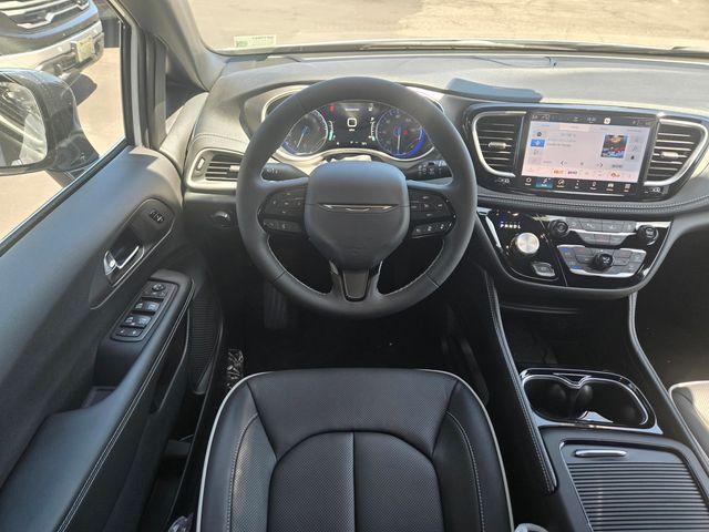 new 2027 Chrysler Pacifica car