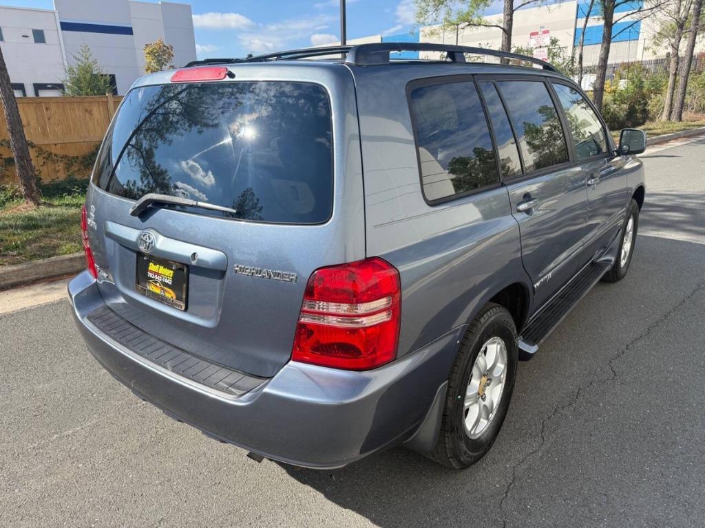 used 2003 Toyota Highlander car, priced at $5,995