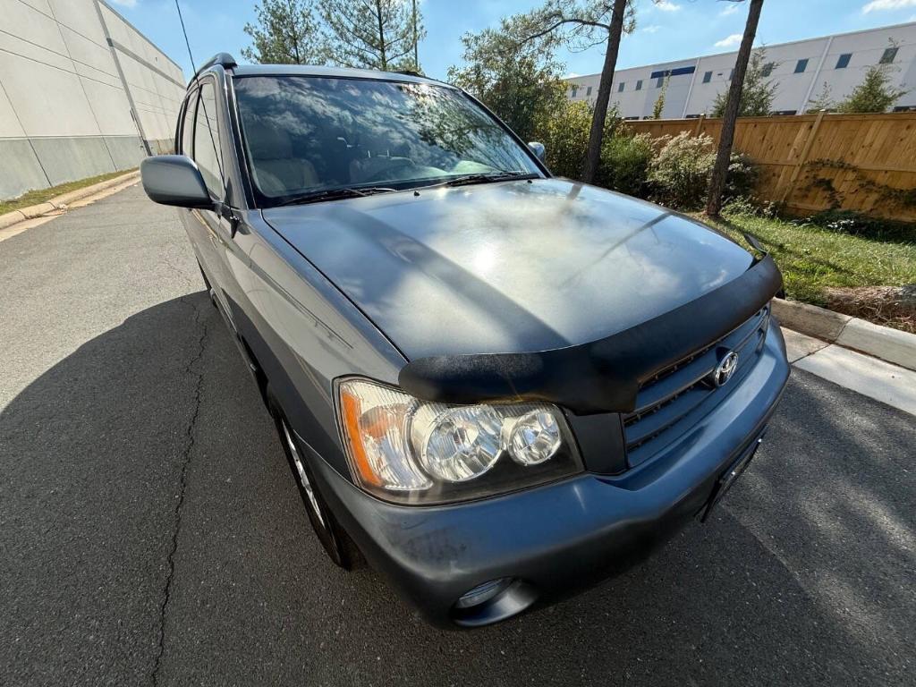 used 2003 Toyota Highlander car, priced at $5,995