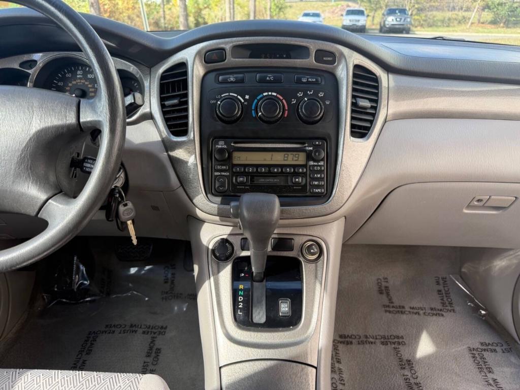 used 2003 Toyota Highlander car, priced at $5,995