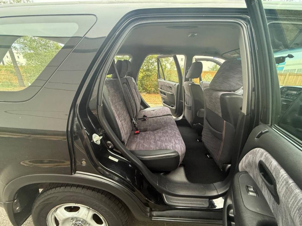used 2002 Honda CR-V car, priced at $4,995