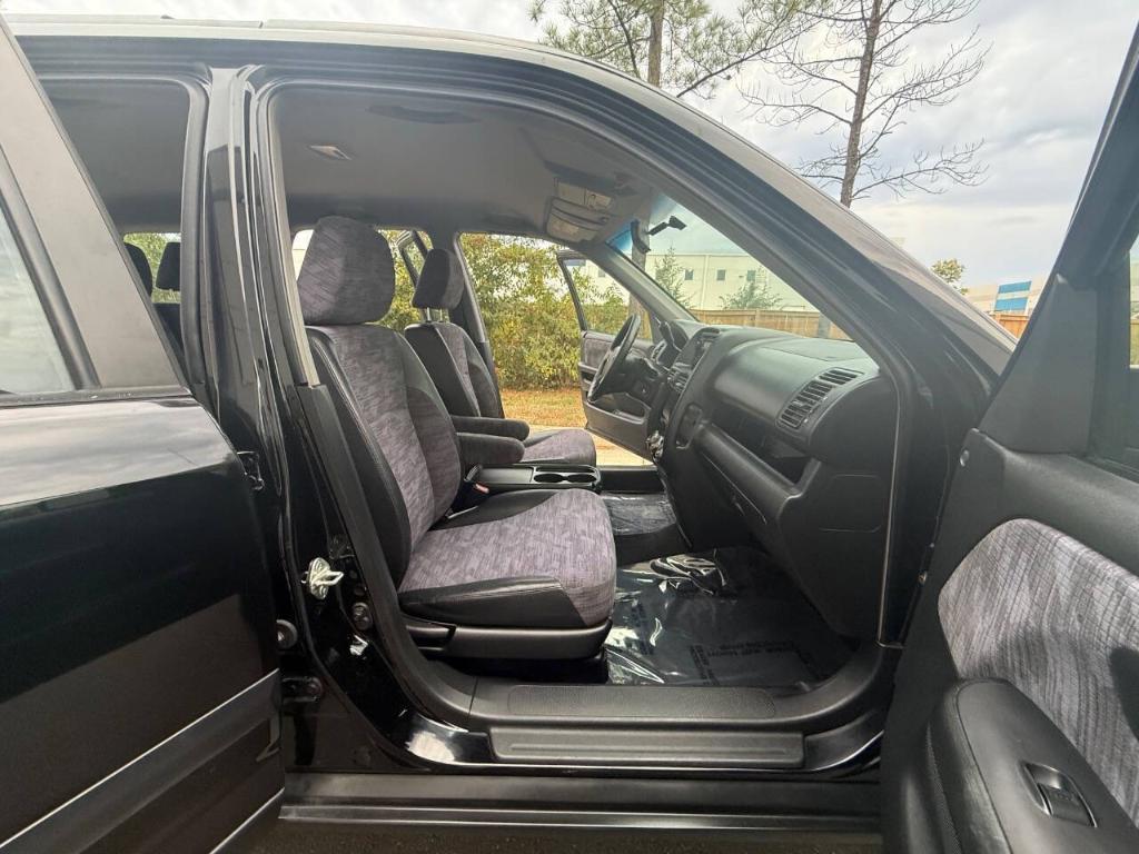 used 2002 Honda CR-V car, priced at $4,995