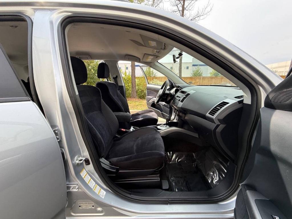 used 2010 Mitsubishi Outlander car, priced at $4,995