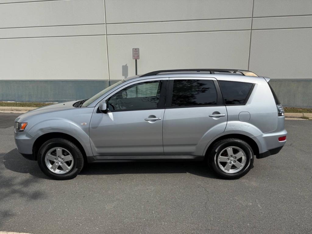 used 2010 Mitsubishi Outlander car, priced at $4,995