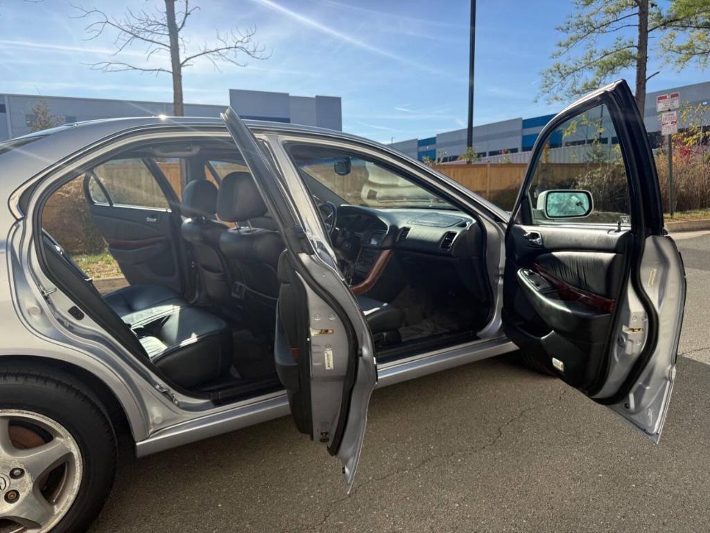 used 2002 Acura TL car, priced at $7,995