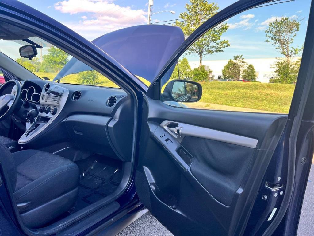 used 2009 Pontiac Vibe car, priced at $9,995