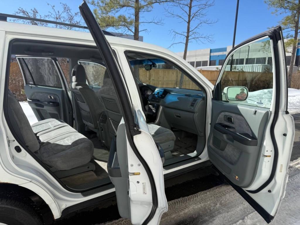 used 2005 Honda Pilot car, priced at $7,995