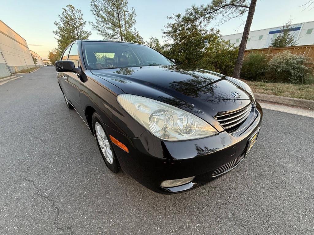 used 2004 Lexus ES 330 car, priced at $5,995