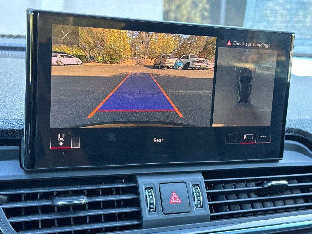 Audi Q5 view 26