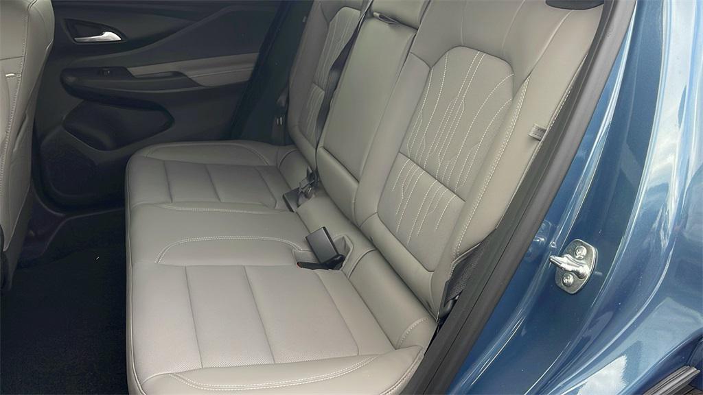 new 2025 Buick Envista car, priced at $30,335