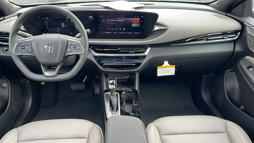 new 2025 Buick Envista car, priced at $30,335