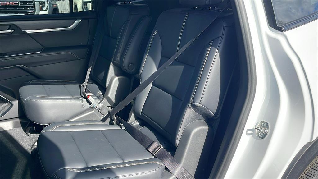 new 2026 GMC Acadia car, priced at $51,625