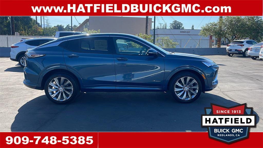 new 2025 Buick Envista car, priced at $30,335