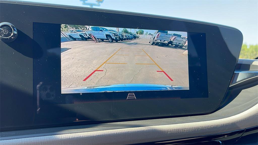 new 2025 Buick Envista car, priced at $30,335