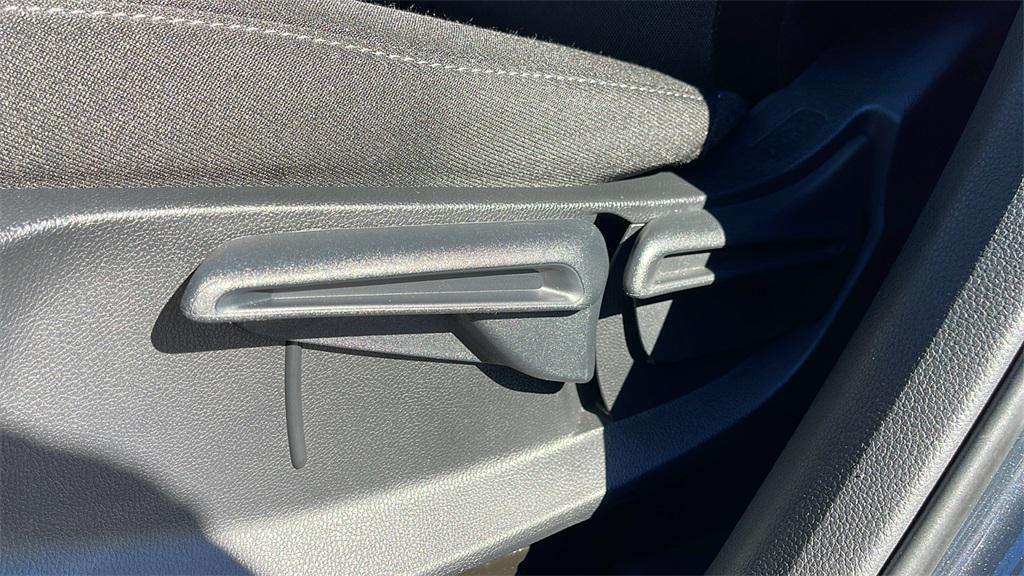 used 2025 Honda CR-V car, priced at $26,950