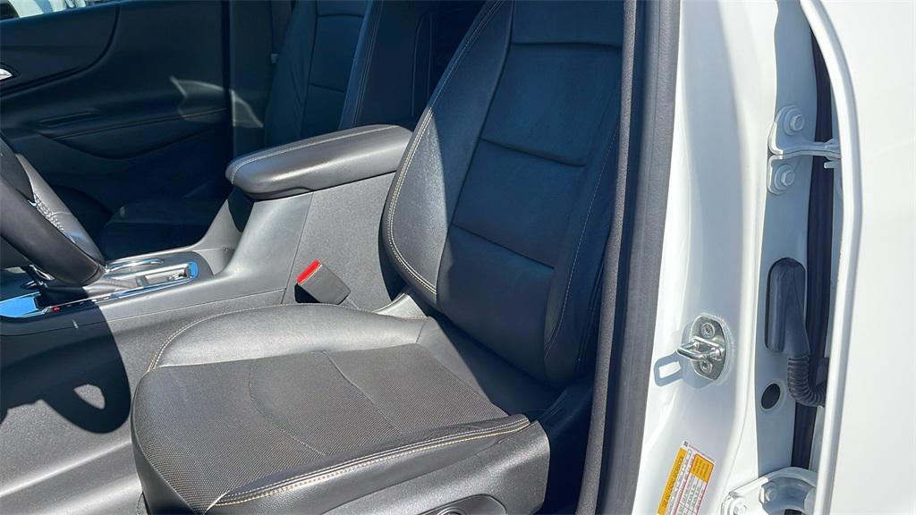 used 2021 Chevrolet Equinox car, priced at $19,995