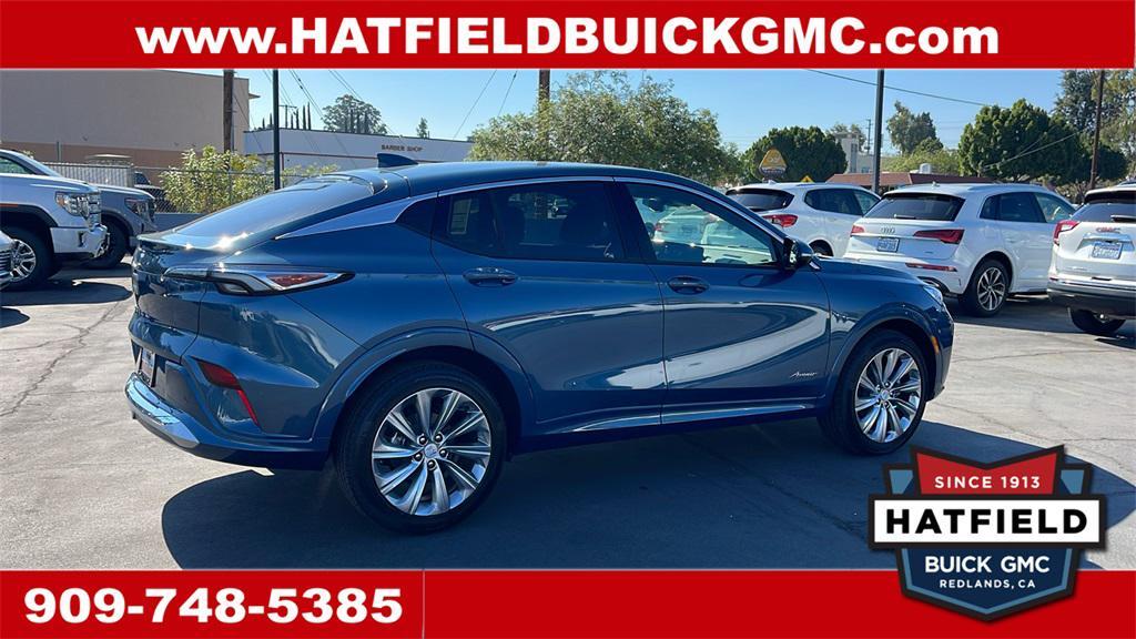 new 2025 Buick Envista car, priced at $30,335