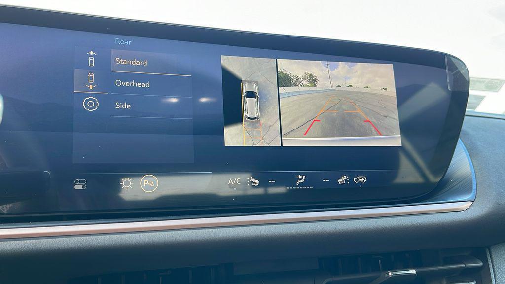 used 2025 Buick Envision car, priced at $37,995