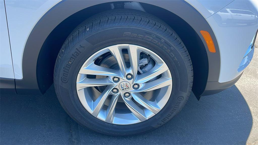 new 2025 Buick Envista car, priced at $25,785