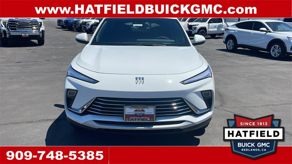 new 2025 Buick Envista car, priced at $25,785