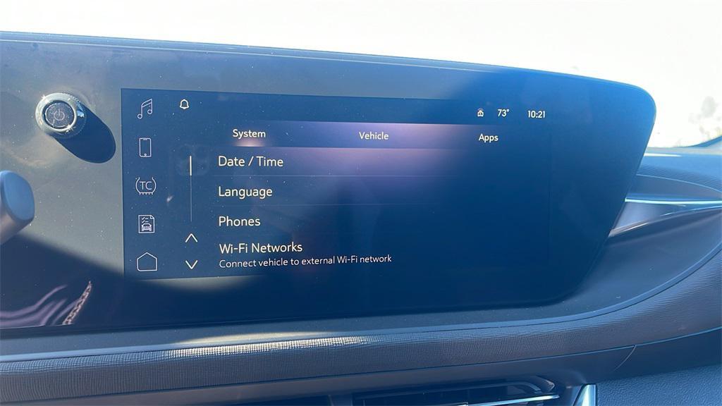 new 2025 Buick Envista car, priced at $24,995