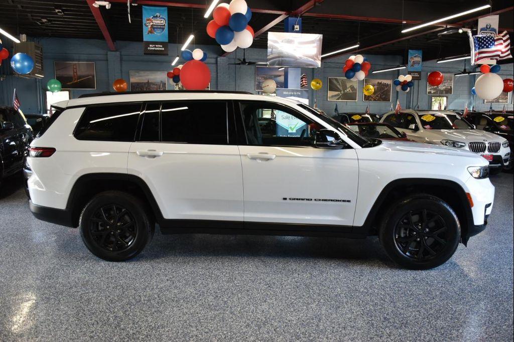 used 2024 Jeep Grand Cherokee L car