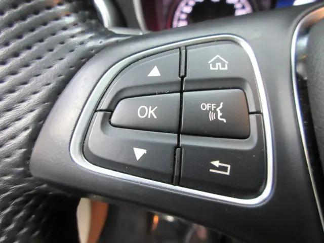 used 2018 Mercedes-Benz GLC 300 car, priced at $18,491