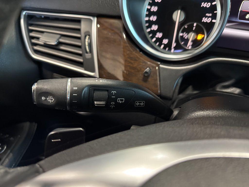 used 2013 Mercedes-Benz M-Class car, priced at $13,387