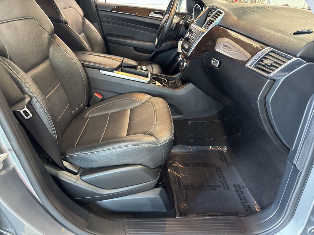 used 2013 Mercedes-Benz M-Class car, priced at $13,387
