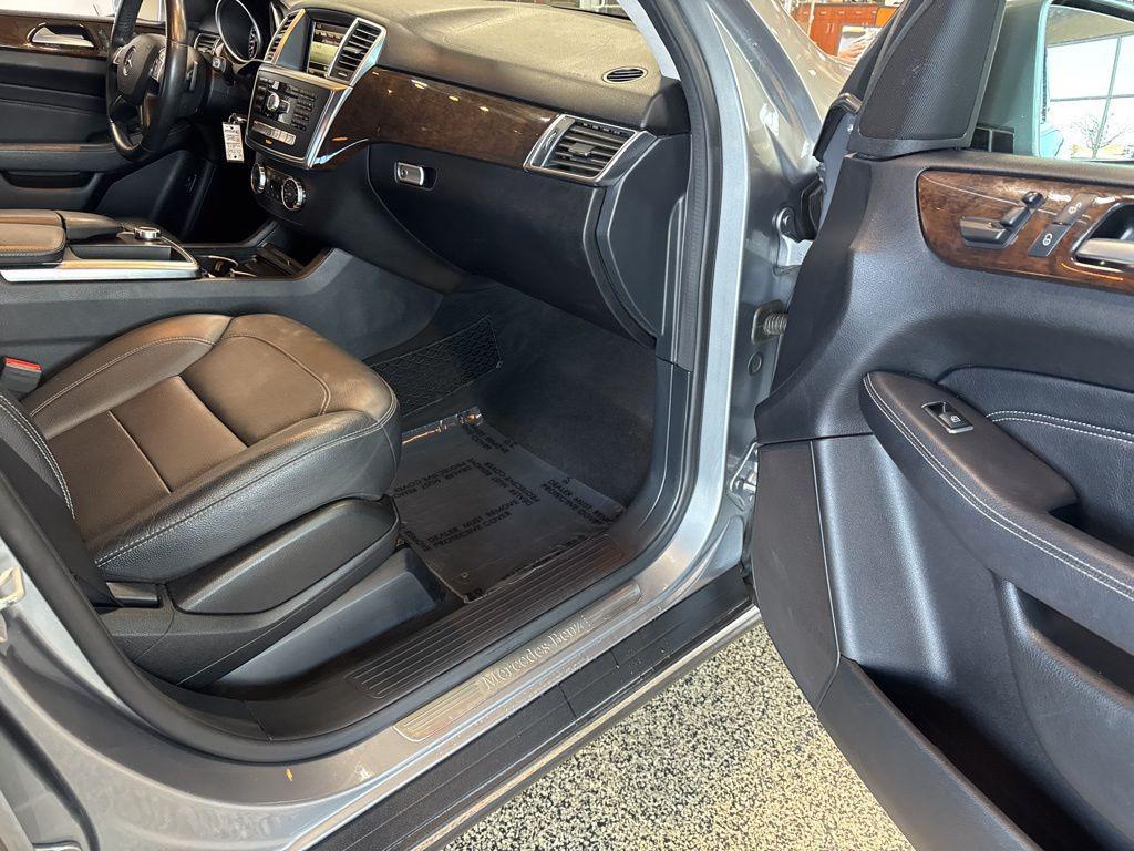 used 2013 Mercedes-Benz M-Class car, priced at $13,387