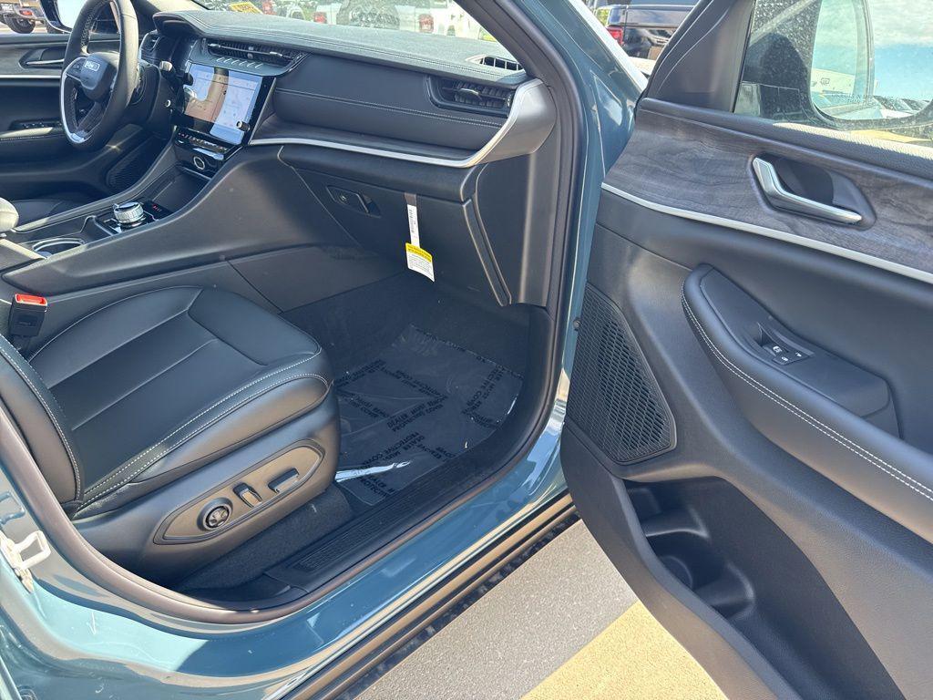 new 2026 Jeep Grand Cherokee L car, priced at $42,509