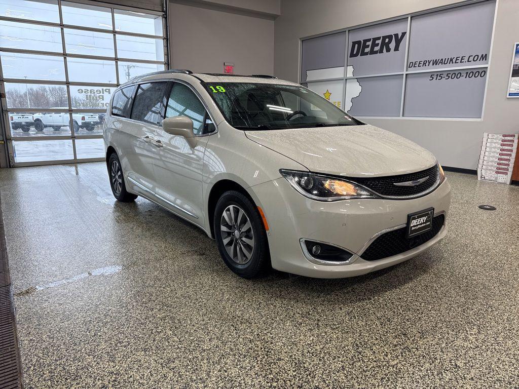 used 2019 Chrysler Pacifica car, priced at $20,999