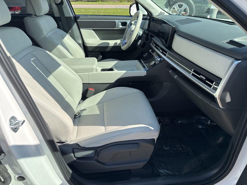 used 2025 Hyundai Santa Fe car, priced at $31,997