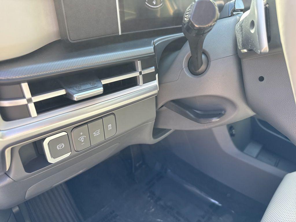 used 2025 Hyundai Santa Fe car, priced at $31,997