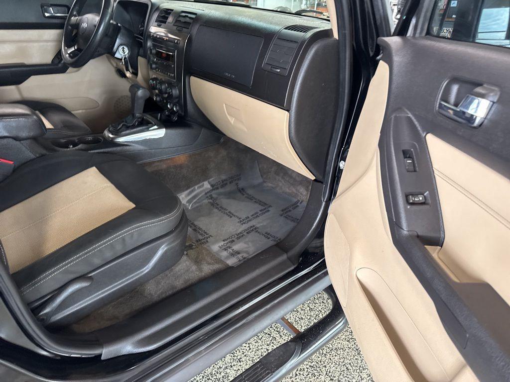 used 2009 Hummer H3 car, priced at $8,957