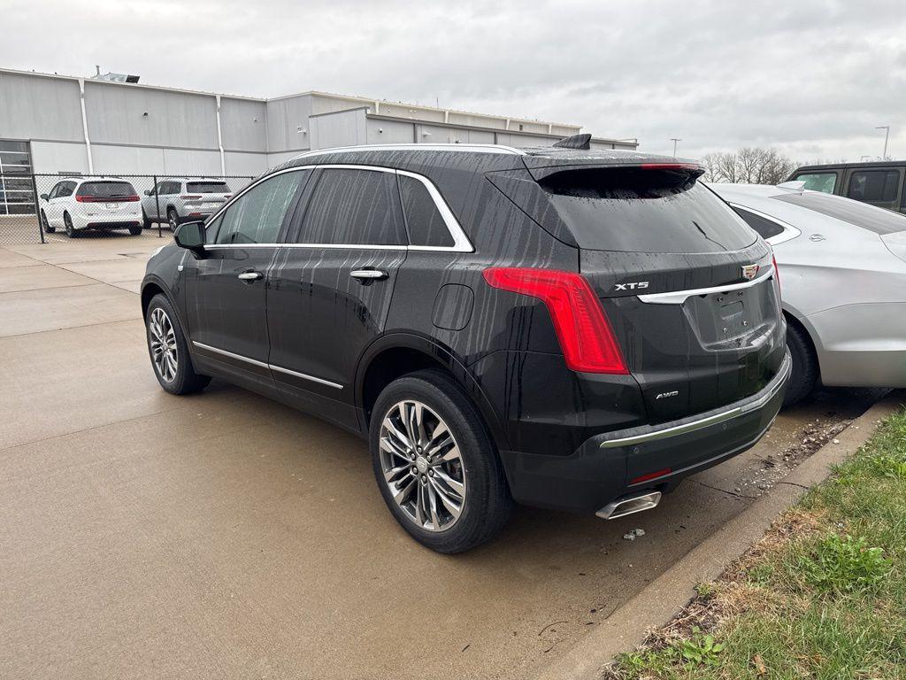 used 2018 Cadillac XT5 car, priced at $16,999