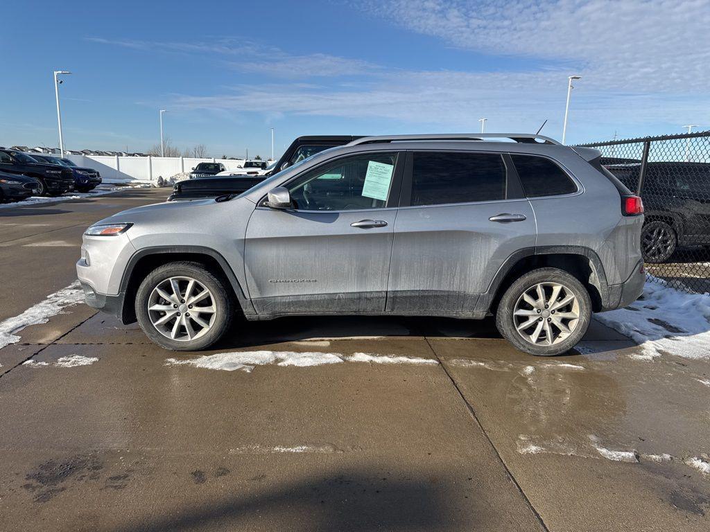 used 2014 Jeep Cherokee car, priced at $13,793