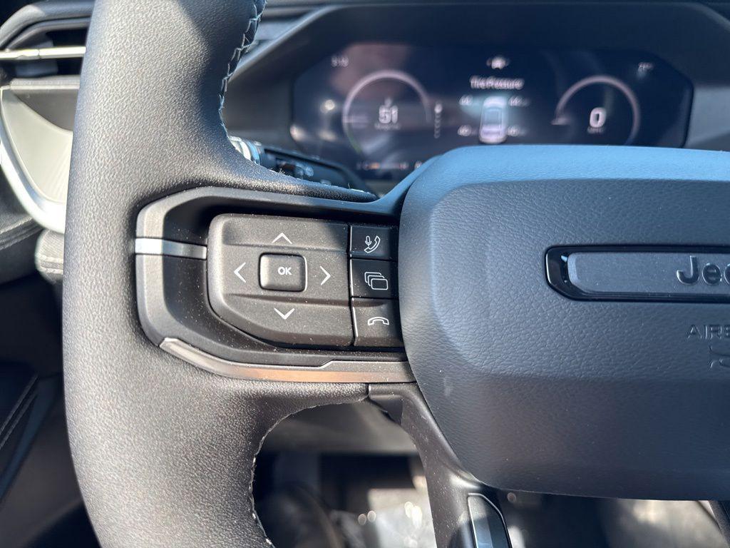 new 2026 Jeep Cherokee car, priced at $34,502