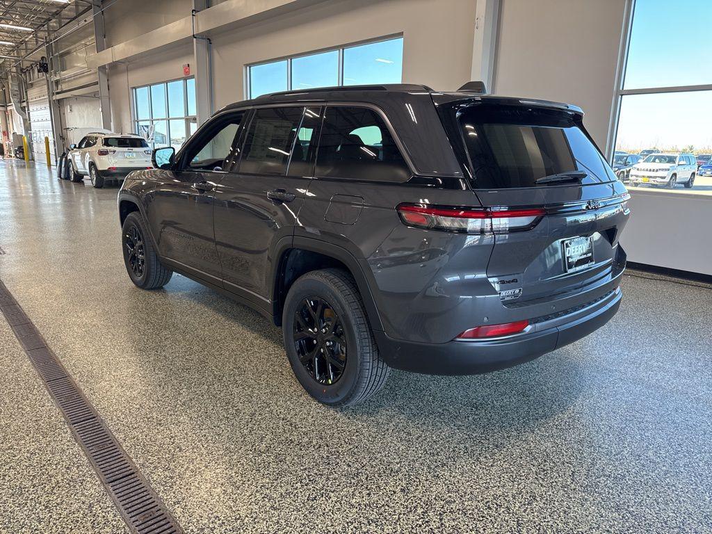 new 2026 Jeep Grand Cherokee car, priced at $45,456
