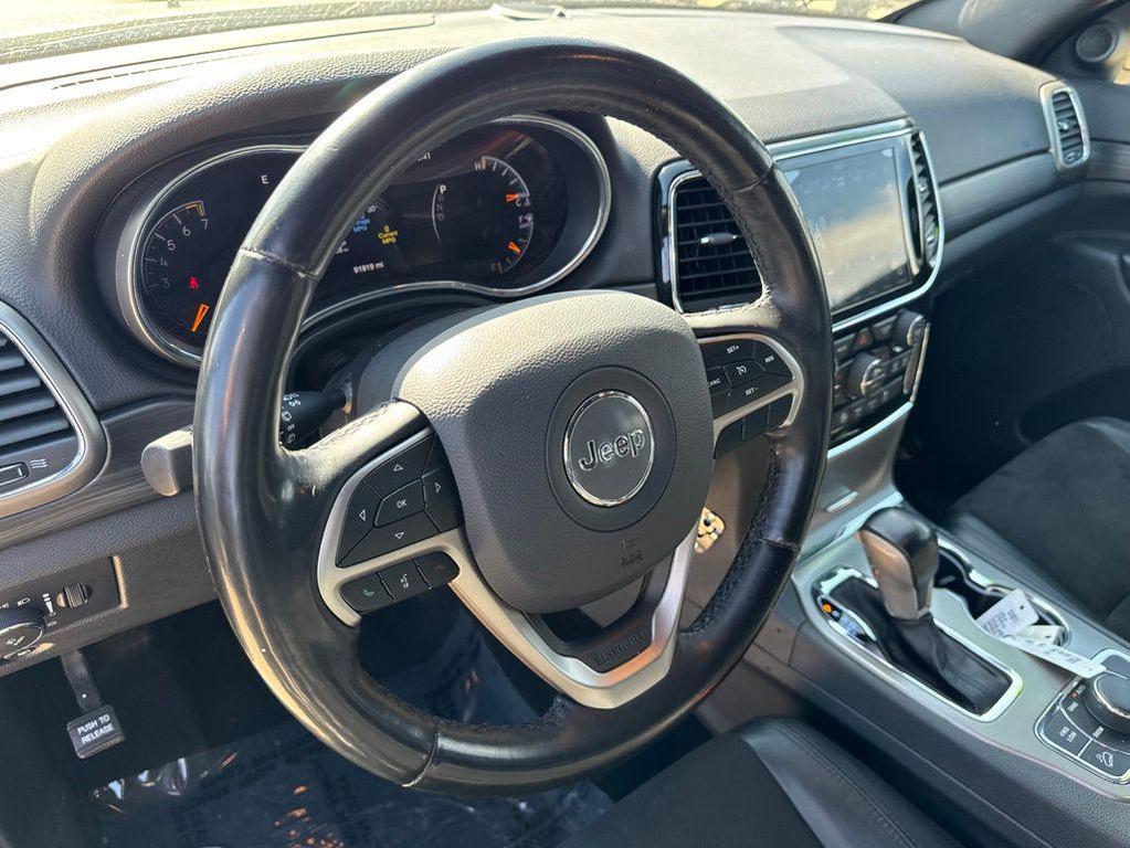 used 2020 Jeep Grand Cherokee car, priced at $17,999