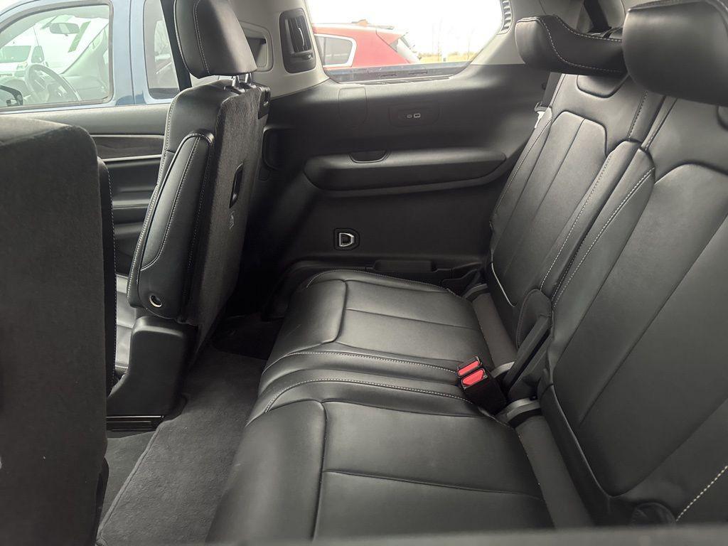 used 2023 Jeep Grand Cherokee L car, priced at $33,479