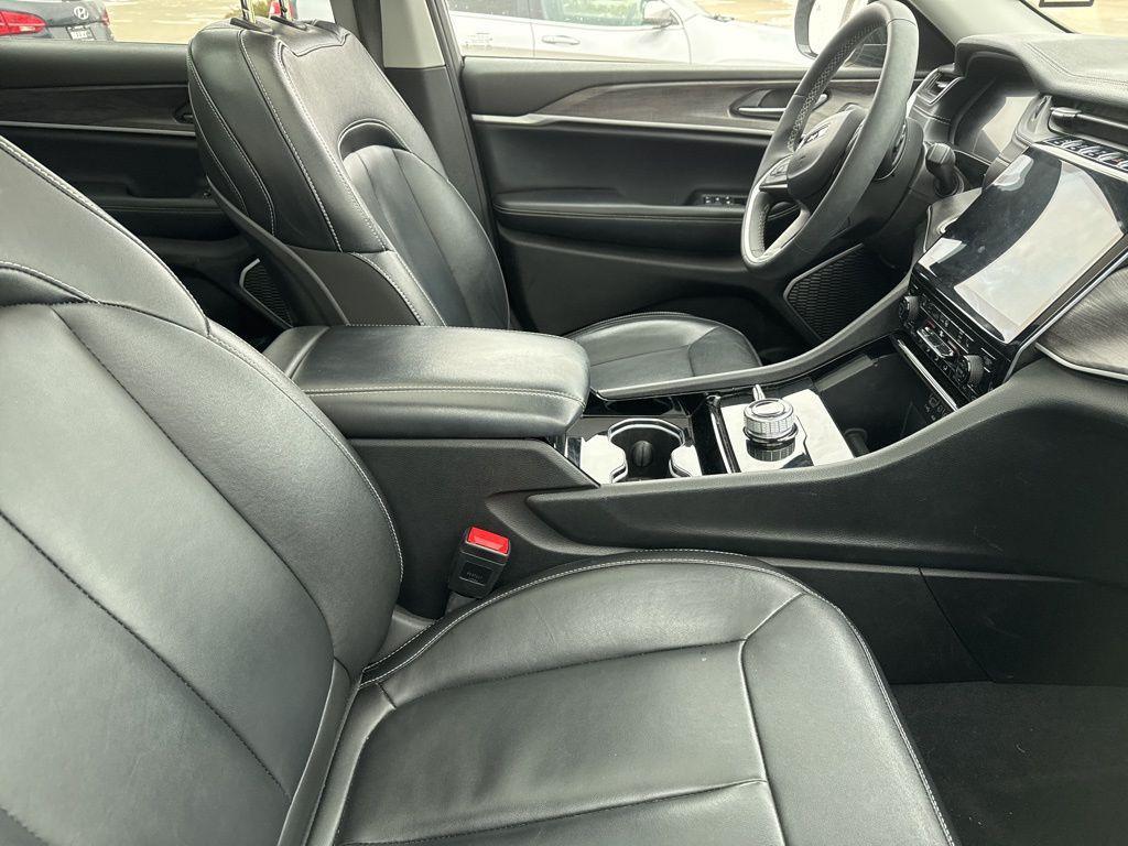 used 2023 Jeep Grand Cherokee L car, priced at $33,479