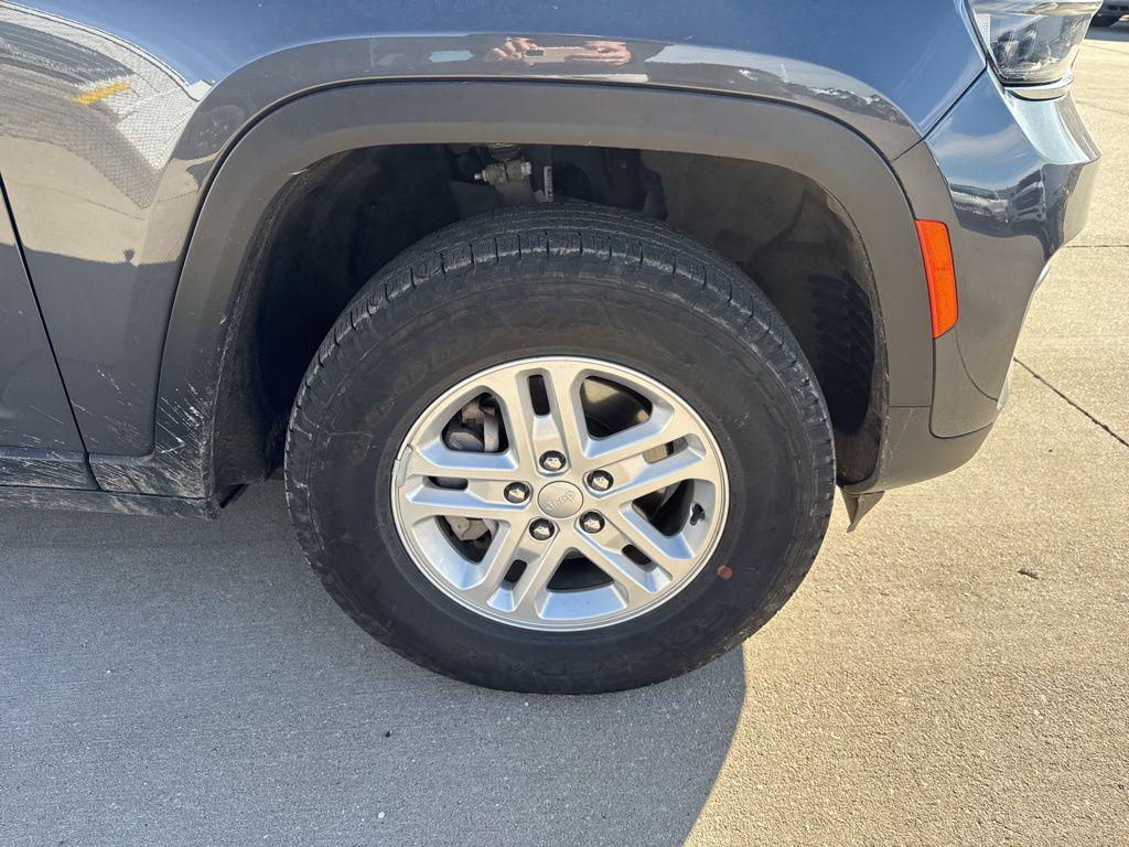 used 2023 Jeep Grand Cherokee car, priced at $26,321