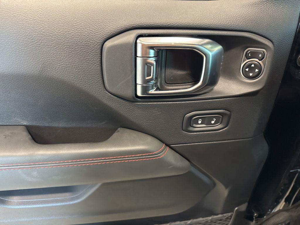 new 2026 Jeep Wrangler car, priced at $61,918